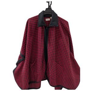 Le Moda Lord Daniel One Sz fits most Boffola Plaid Pullover/Zip Poncho Cape